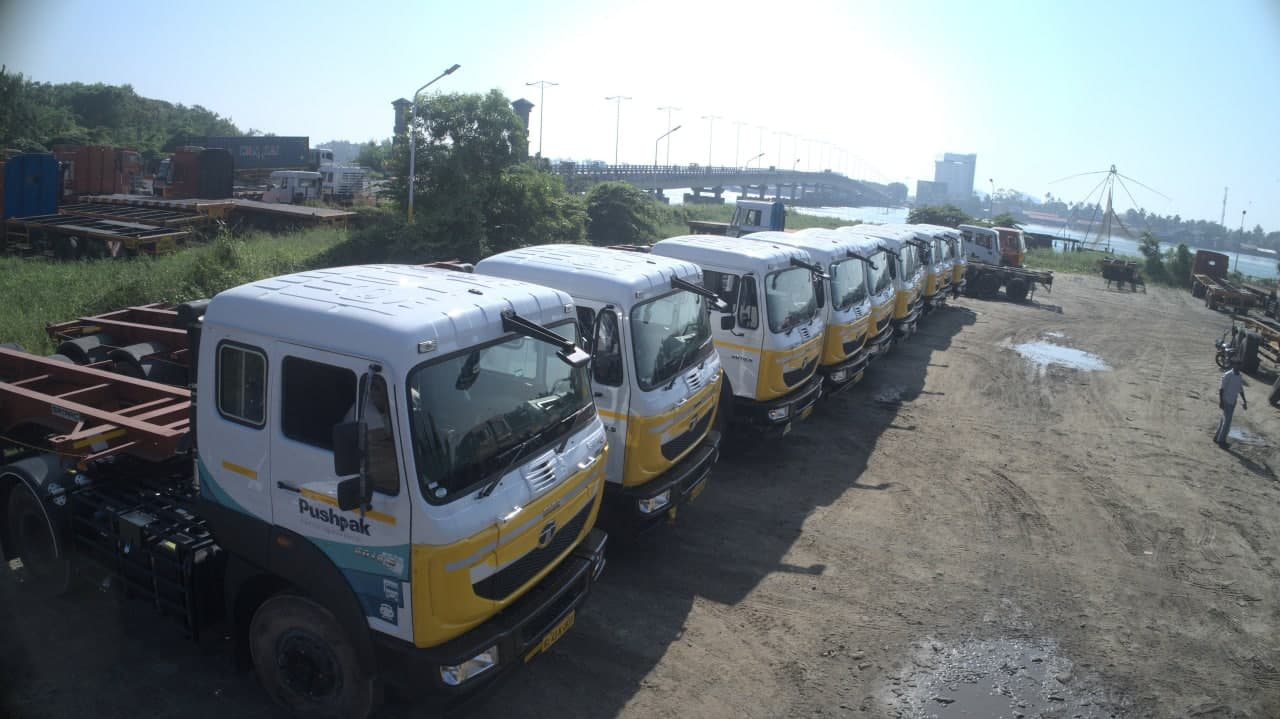 Pushpak fleet